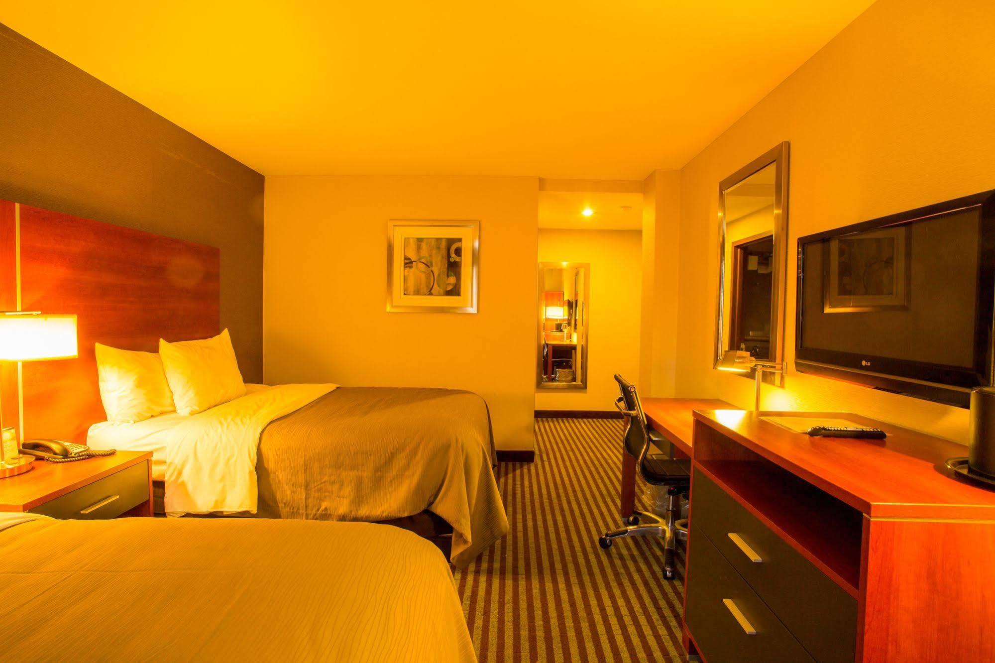 Prince Flushing Hotel New York Exterior photo